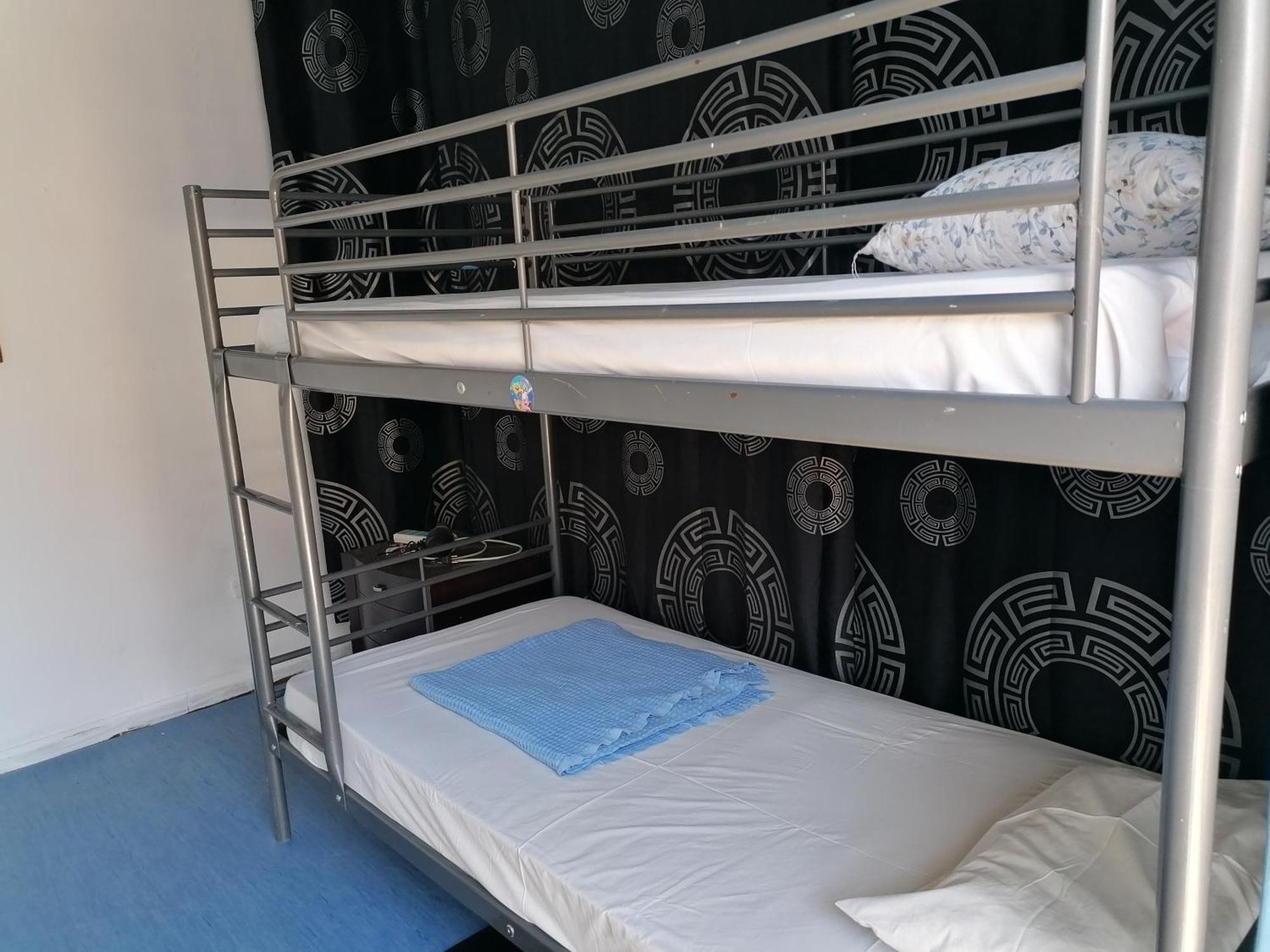 Thissio Room In The Apartmen Share Athens Ngoại thất bức ảnh
