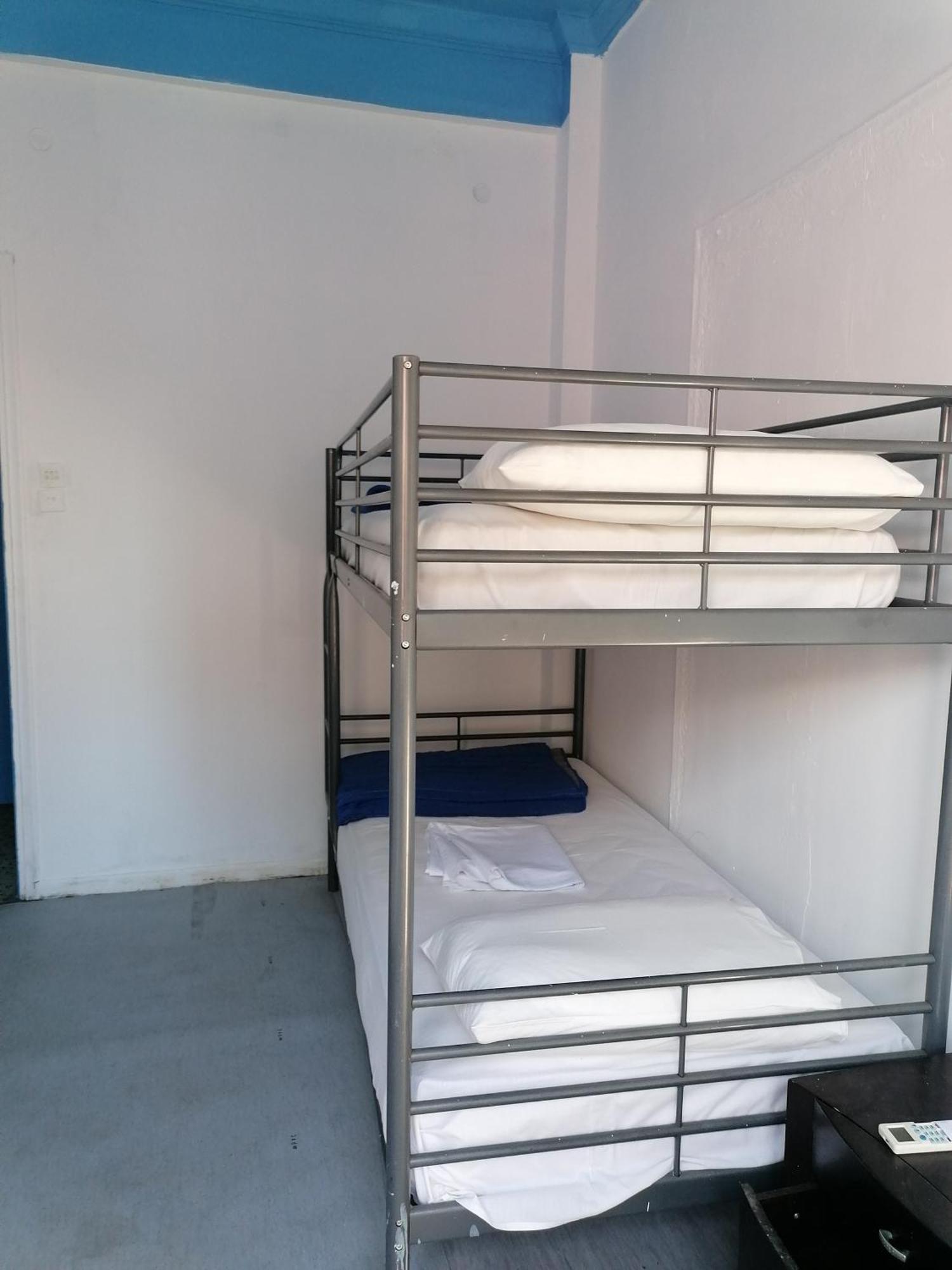 Thissio Room In The Apartmen Share Athens Ngoại thất bức ảnh